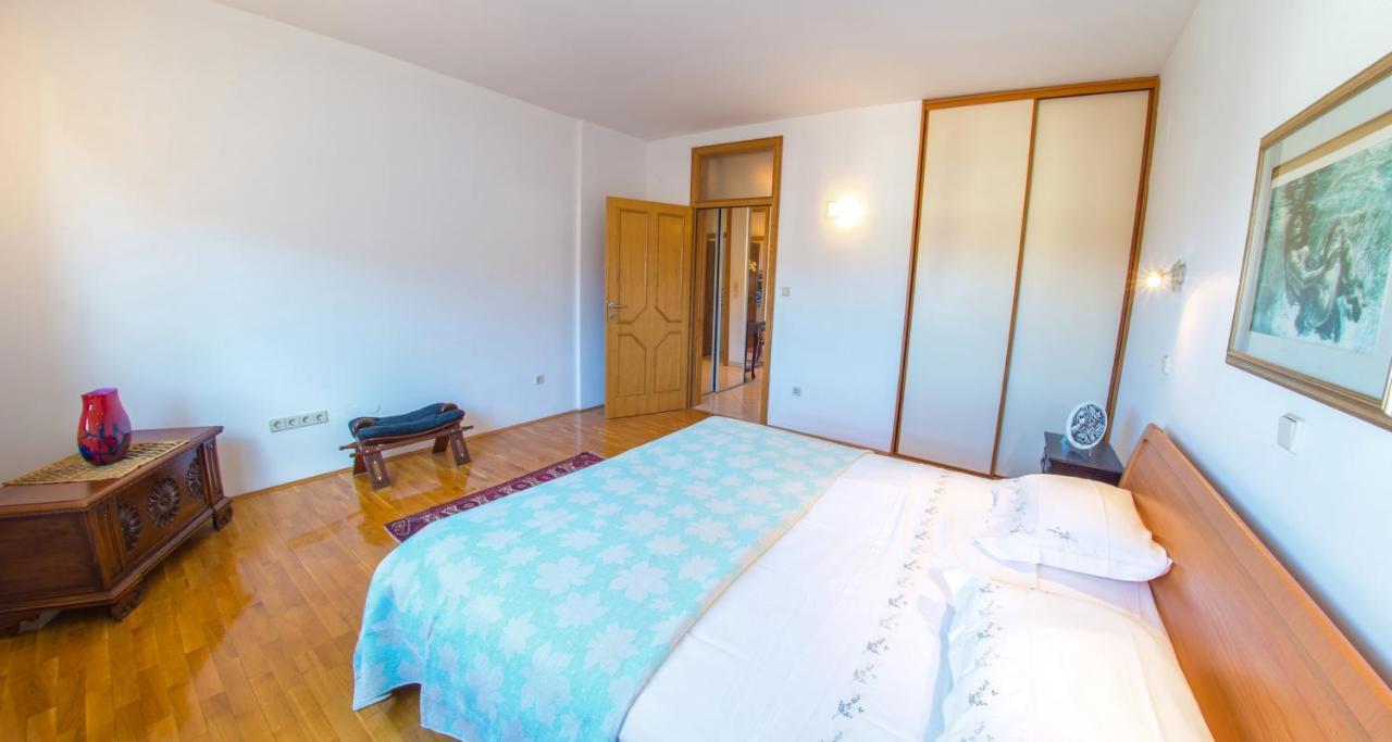 Apartment Italy - Promenade Mostar Eksteriør billede