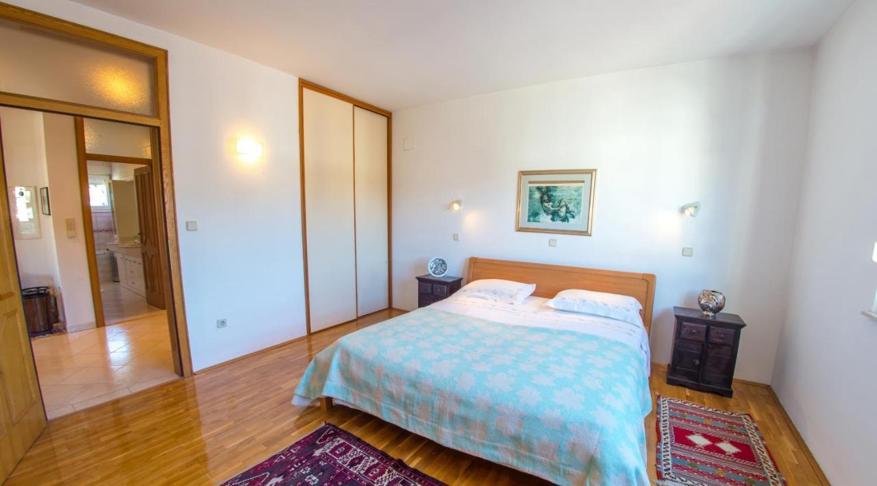 Apartment Italy - Promenade Mostar Eksteriør billede